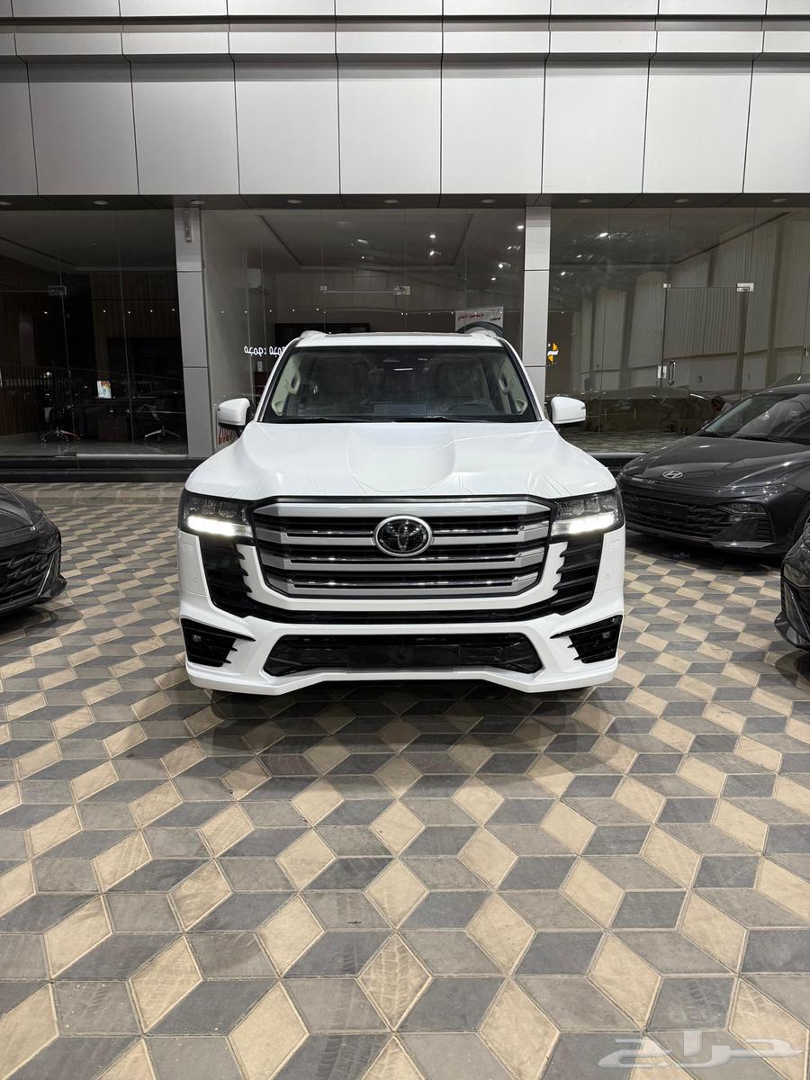 تويوتا لاندكروزر 2025-GXR-L5خليجي بحريني اقل سعر بطاقة64584007673858110