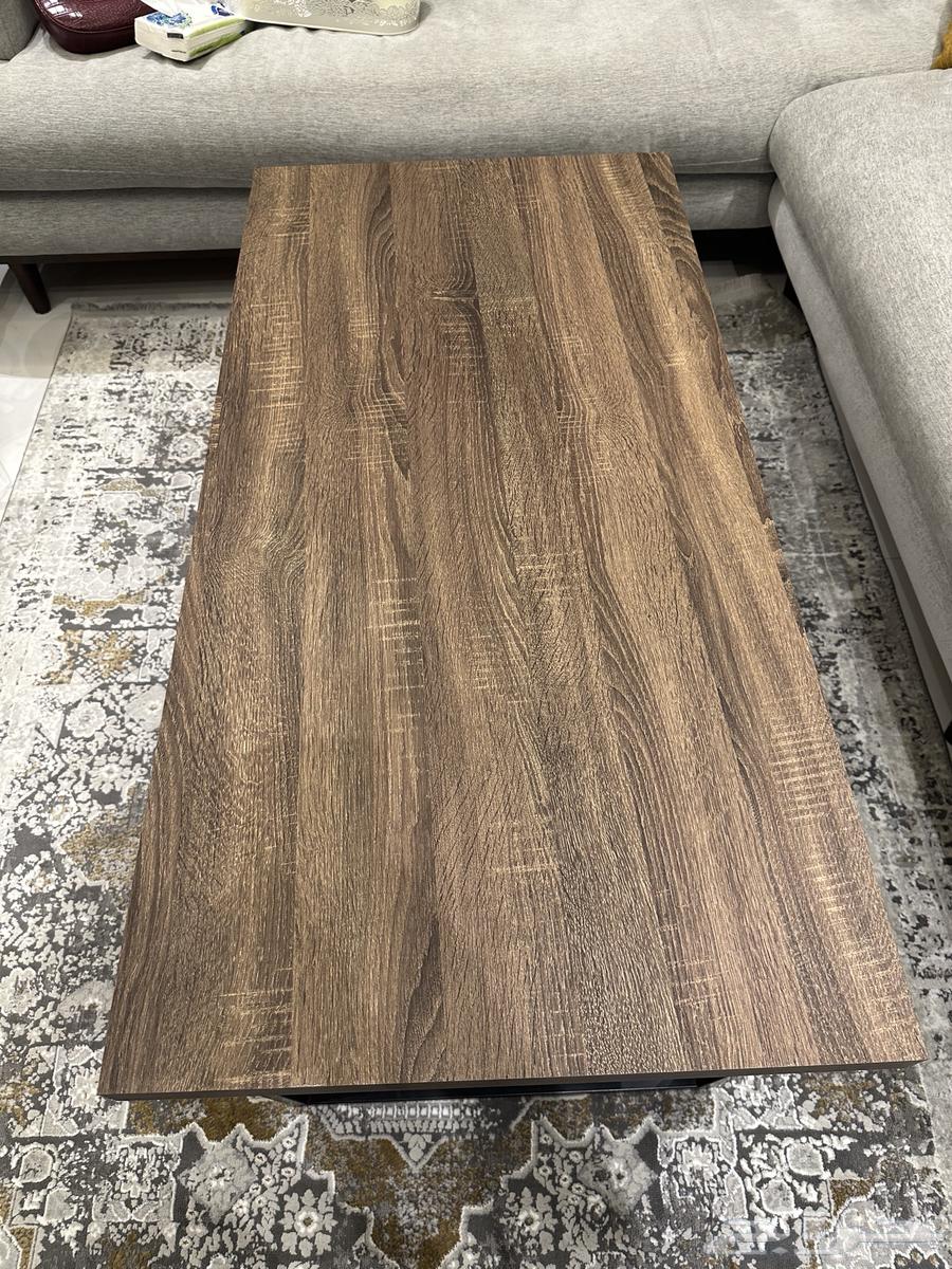 طاولة وسط64423213827458111