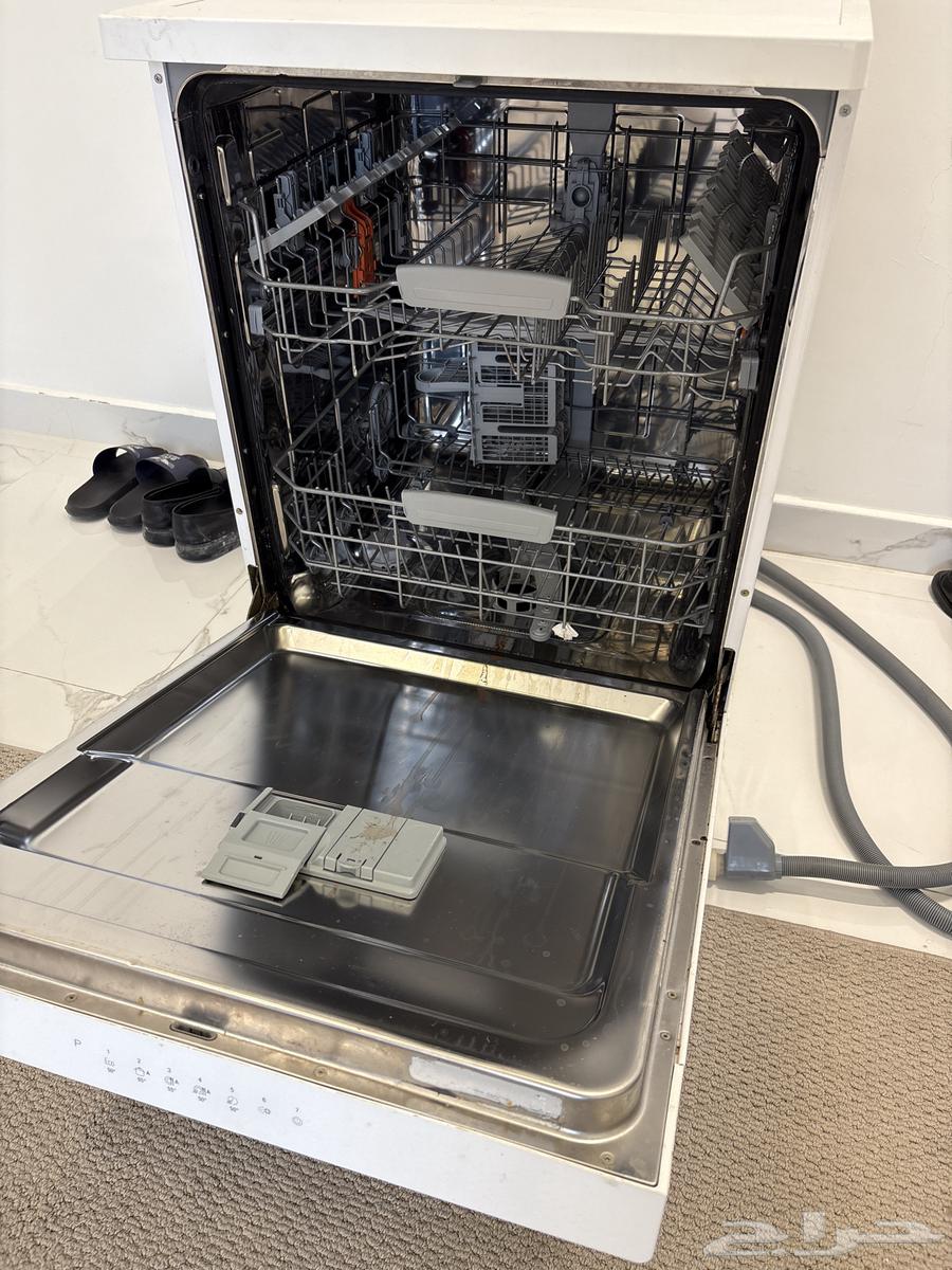 غسالة صحون أرستون64422286686338111