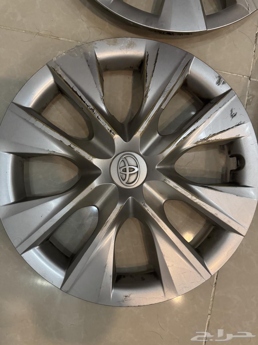 طاسة كورولا2015 (اصليه) للبيع64584234895490110