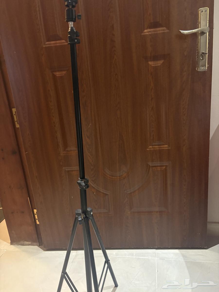 جيتار -ستاند بوستر و جوال -أدوات رياضة - مكينة قهوة- بيانو64419345555458111