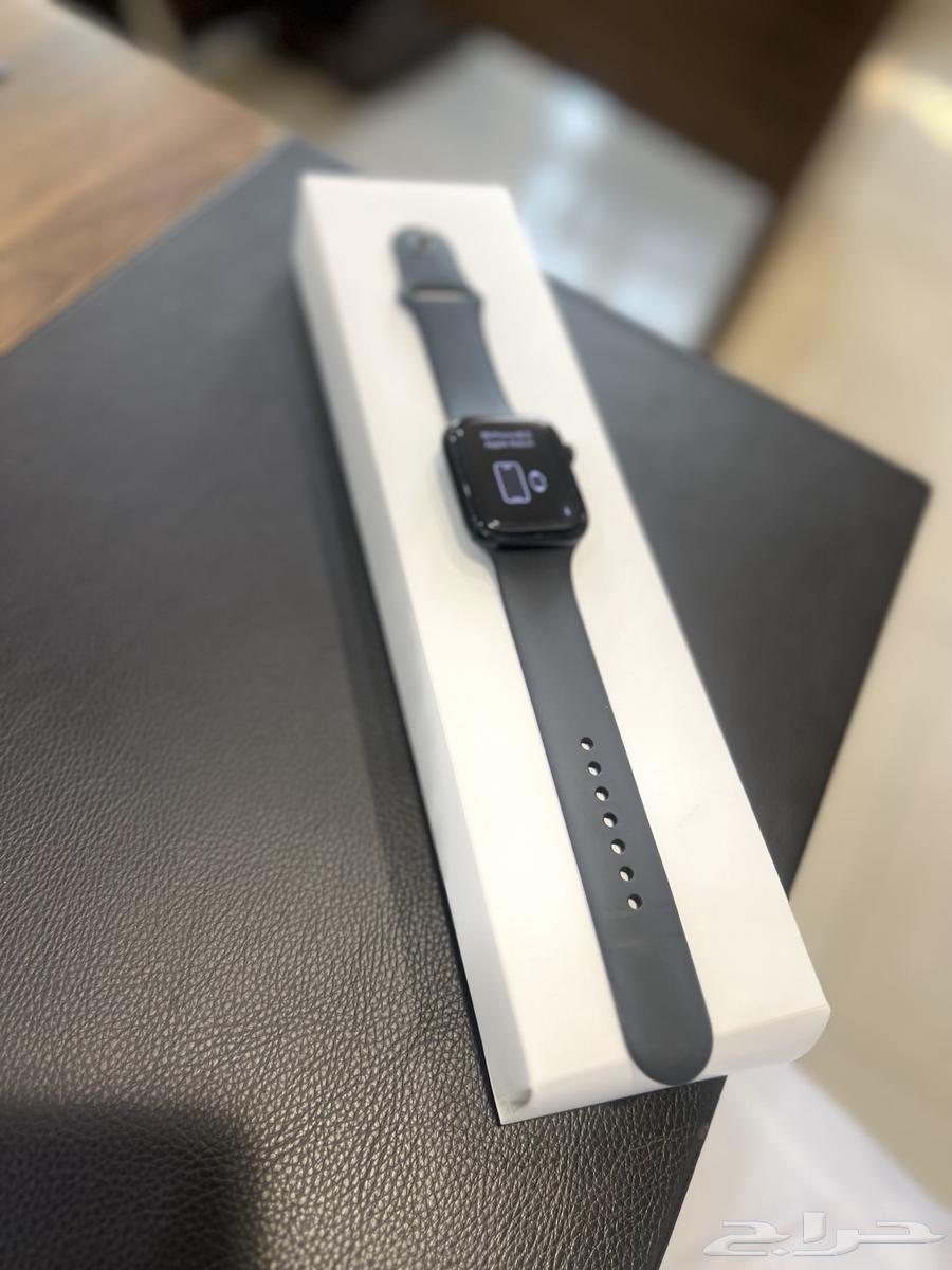 ساعة ابل 8 سيريس 864421608246145110