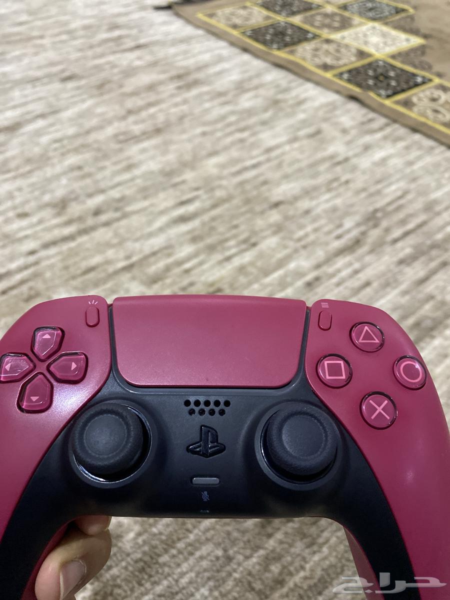 New Sony 5 controller, not used much, bought it for 36064424488922499113