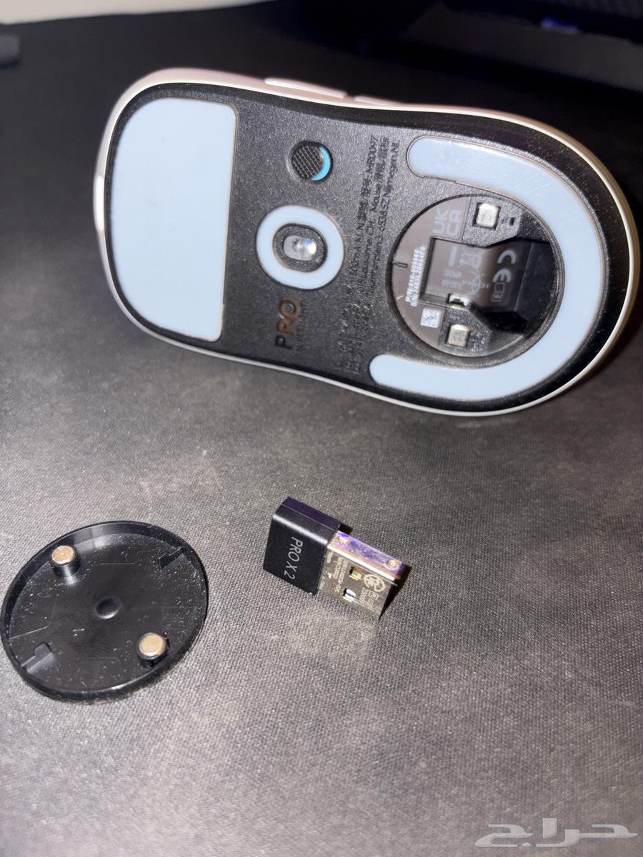 Logitech White Wireless Mouse64422123707778114