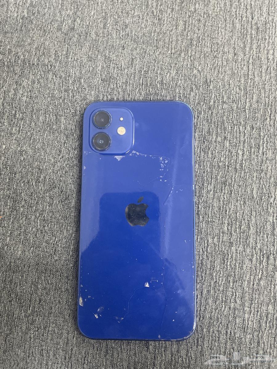 iPhone 12 mobile with 100% battery in slight damage64422042021634110