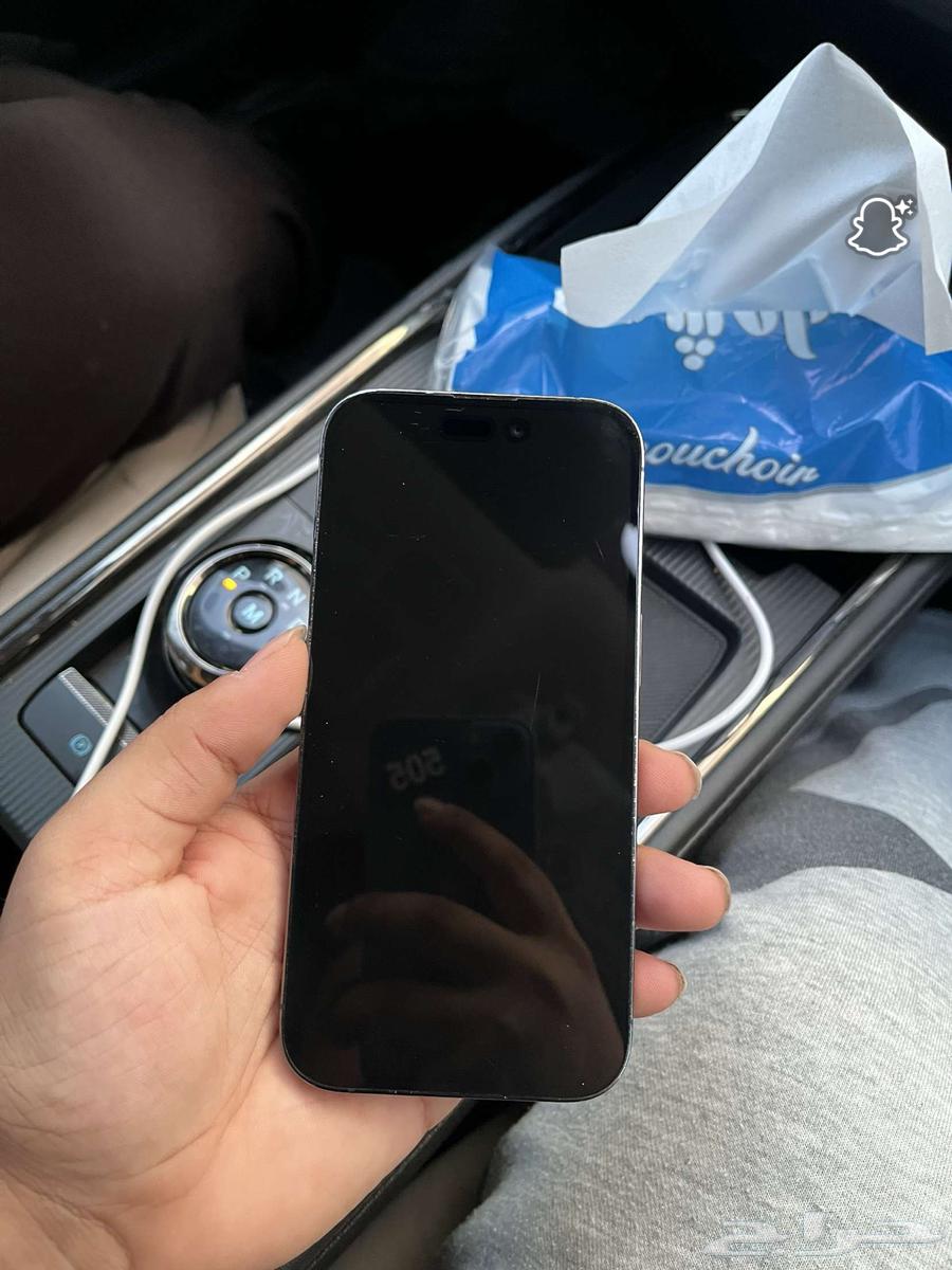 ايفون 14برو القيقا 256 نظيف ماانفك ولا جاه شي على السوم64421310014081114