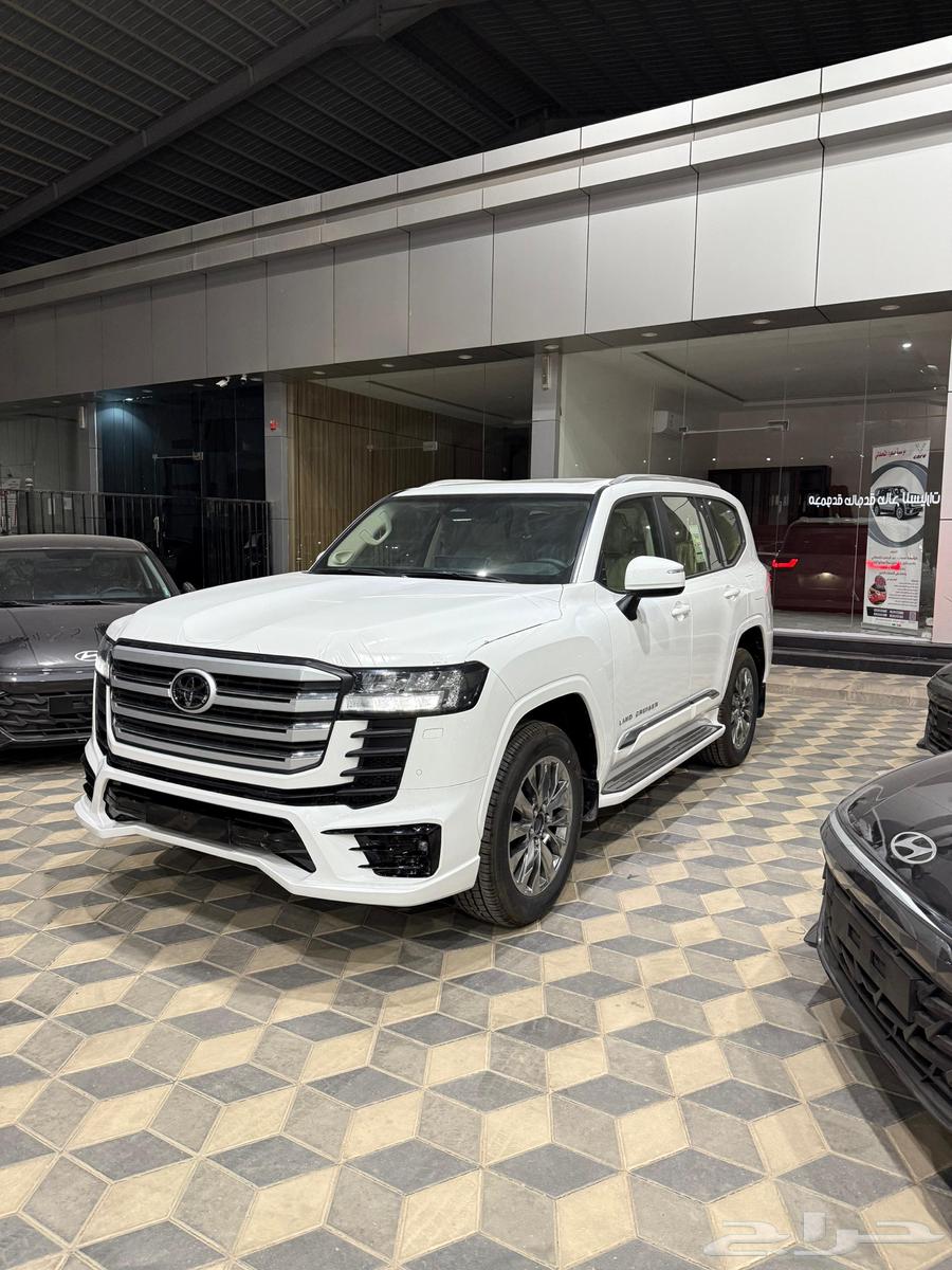 تويوتا لاندكروزر 2025-GXR-L5خليجي بحريني اقل سعر بطاقة64584007673858111