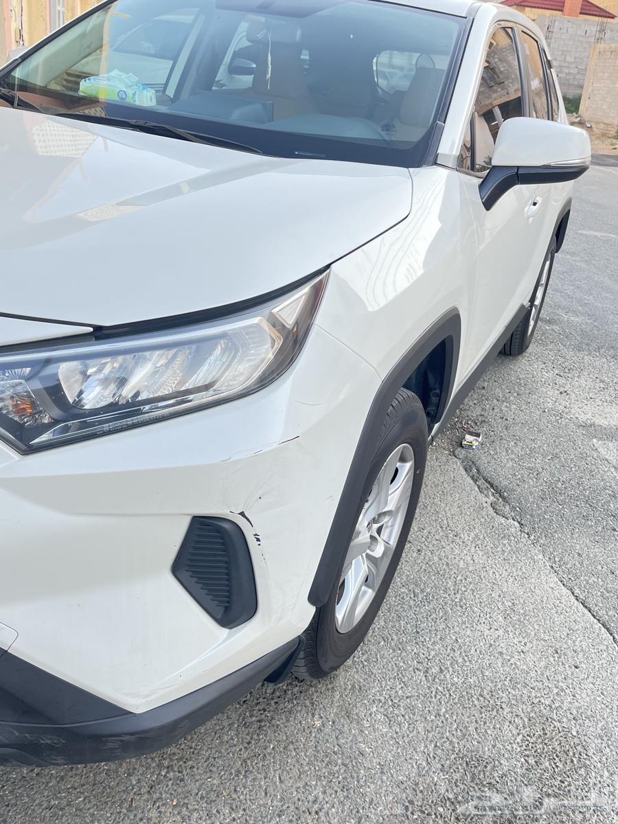 Toyota RAV4 2021 Double White Saudi Local Tune-up, 180,000 km Driven64580431060995112