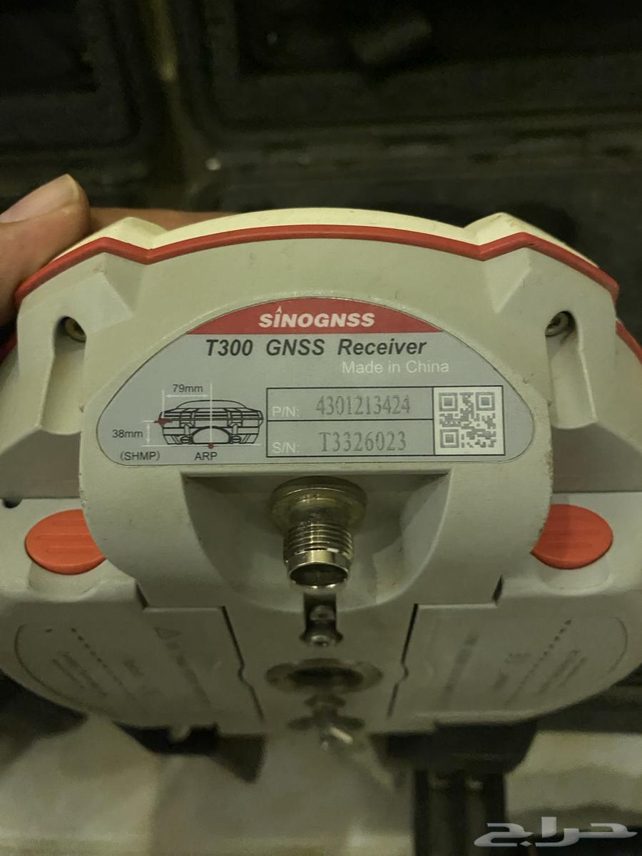 Surveying Device64142994401923113