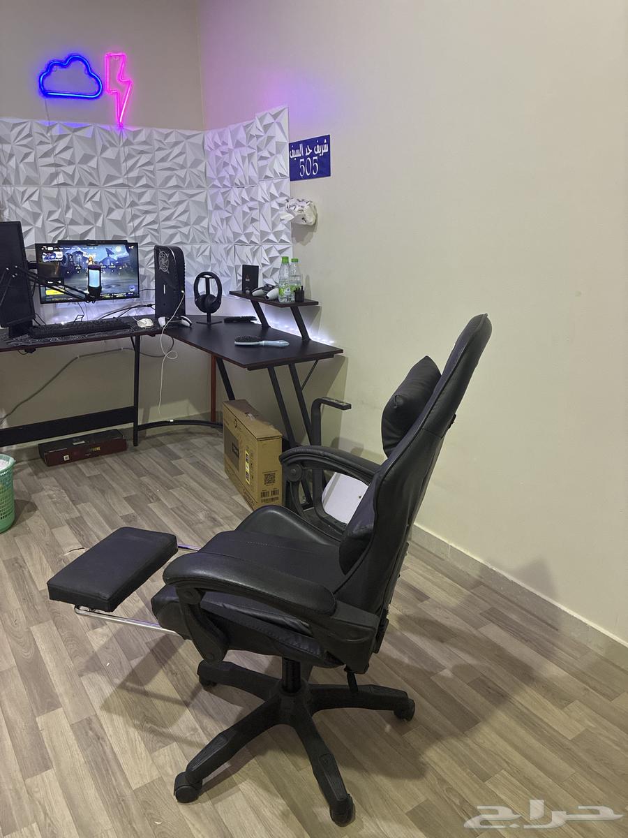 كرسي قيمنق64425394880769111