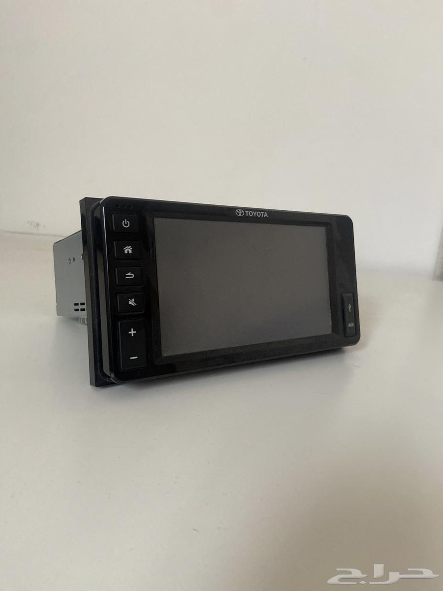 شاشه تيوتا كرولا64582076557571111
