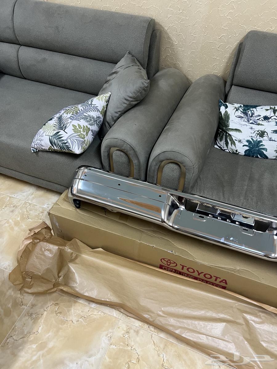 صدام خلفي هايلوكس 87-2005 جديد اصلي64585124310531112