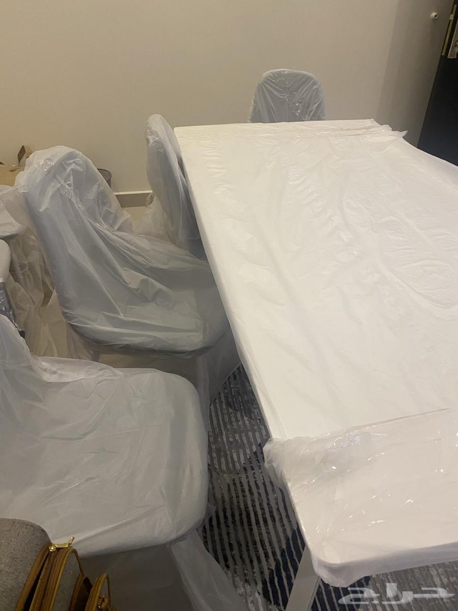 Dining table64420566712322112