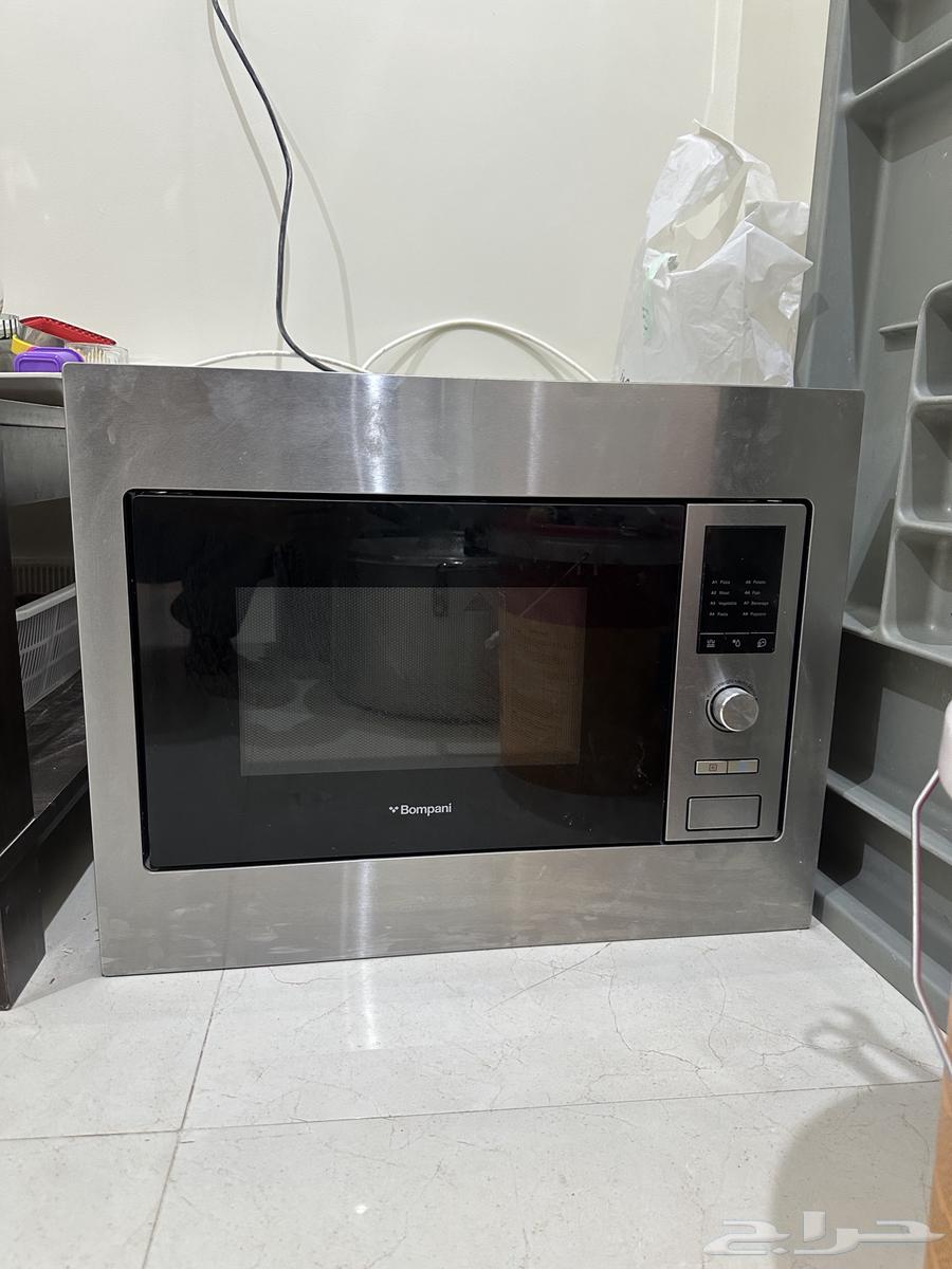 ميكرويف ماركة بومباني ايطالي مستعمل نظيف جدا64425516198787110