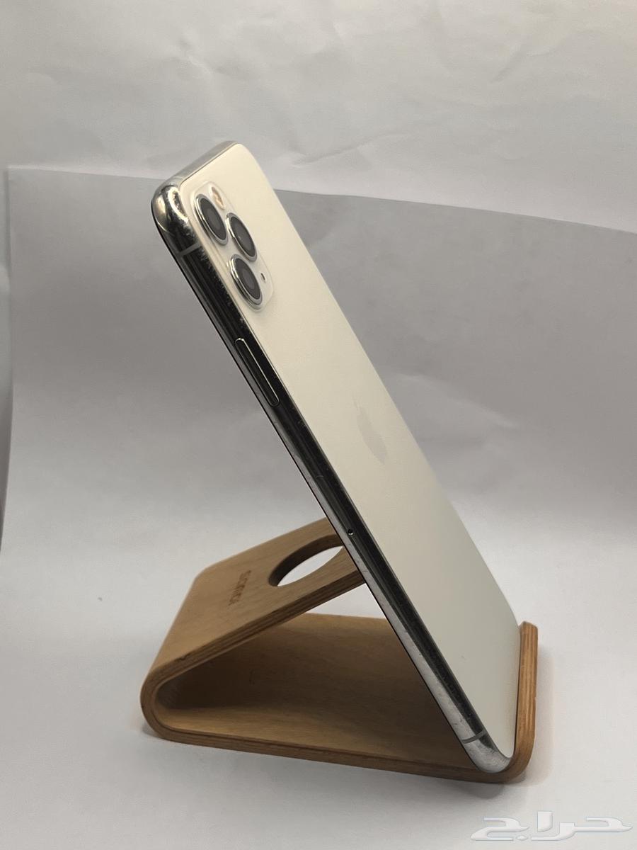 11 برو ماكس ابيض 256 مستبدل شاشه من الشركه اصلي من ابل64424185966211111