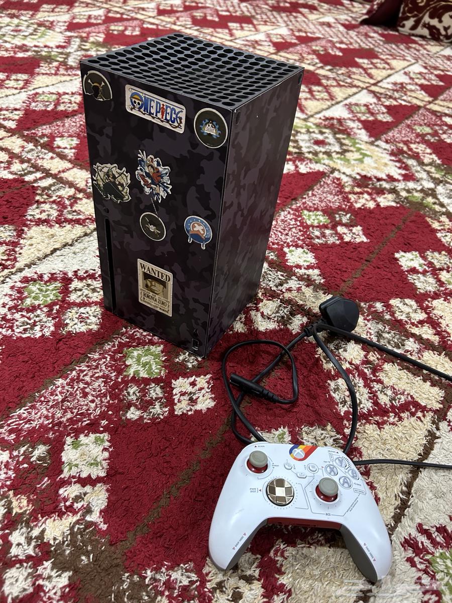 اكس بكس سريس اكس نضيف فيه بعض الخدوش البسيطه64422944349826110