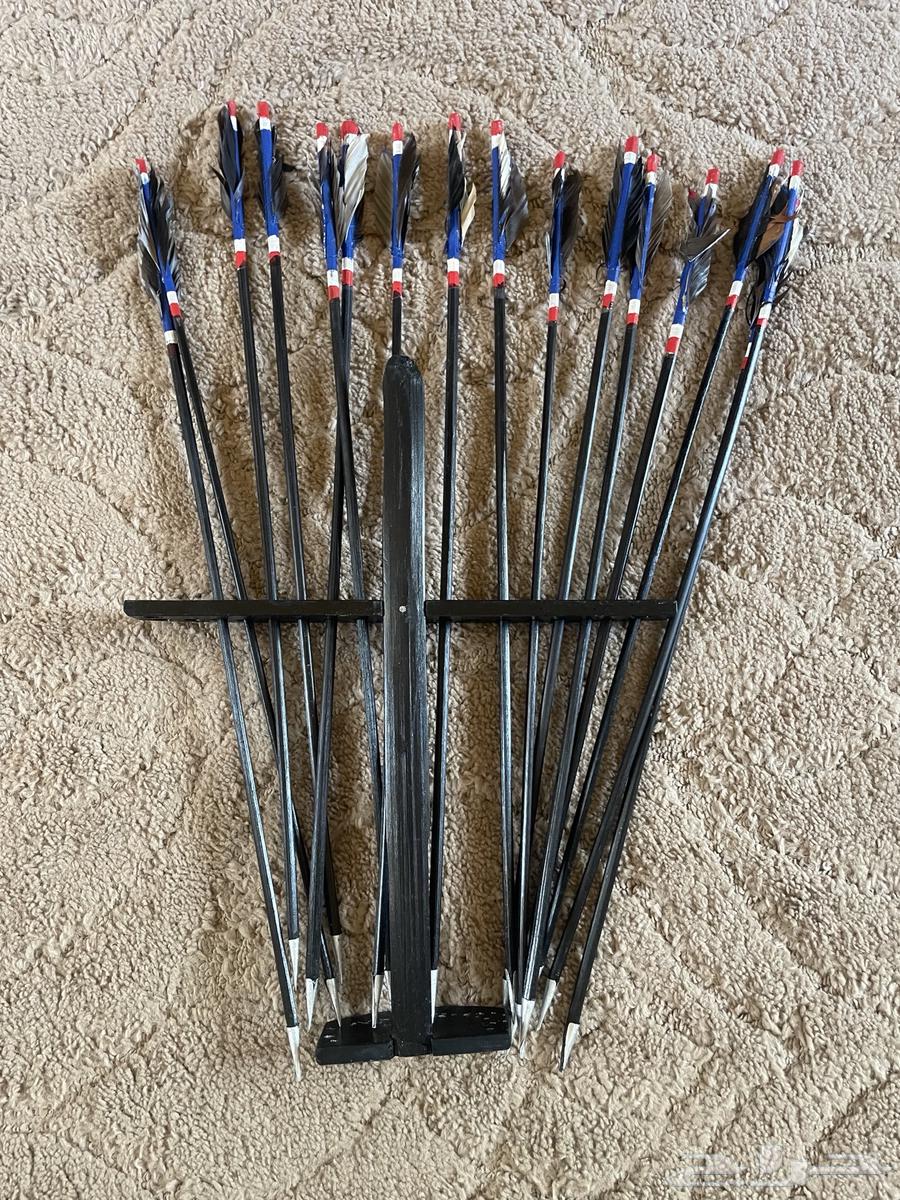 قوس خشبي وأسهم ديكور للزينة64422929022209112