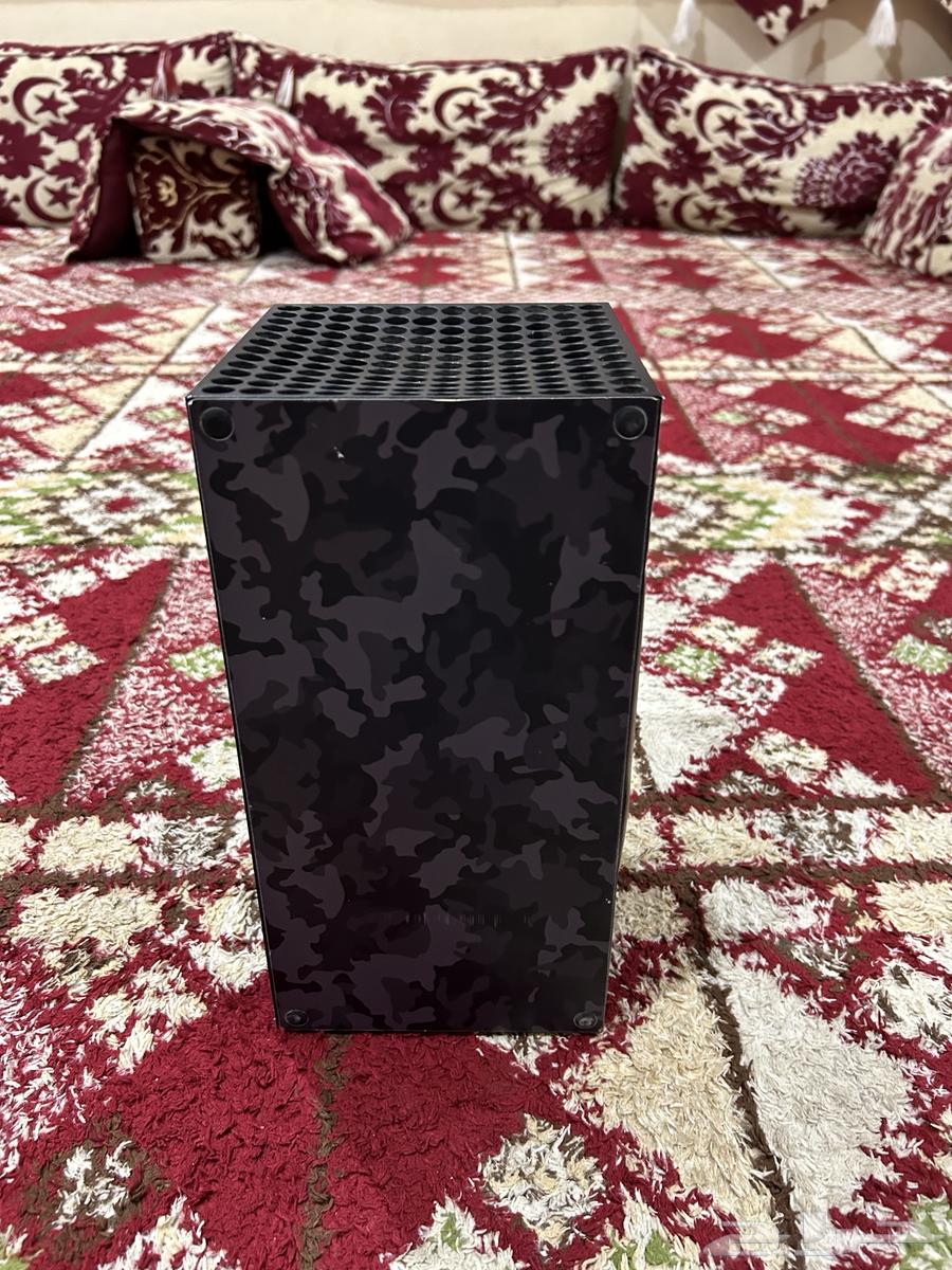 اكس بكس سريس اكس نضيف فيه بعض الخدوش البسيطه64422944349826112