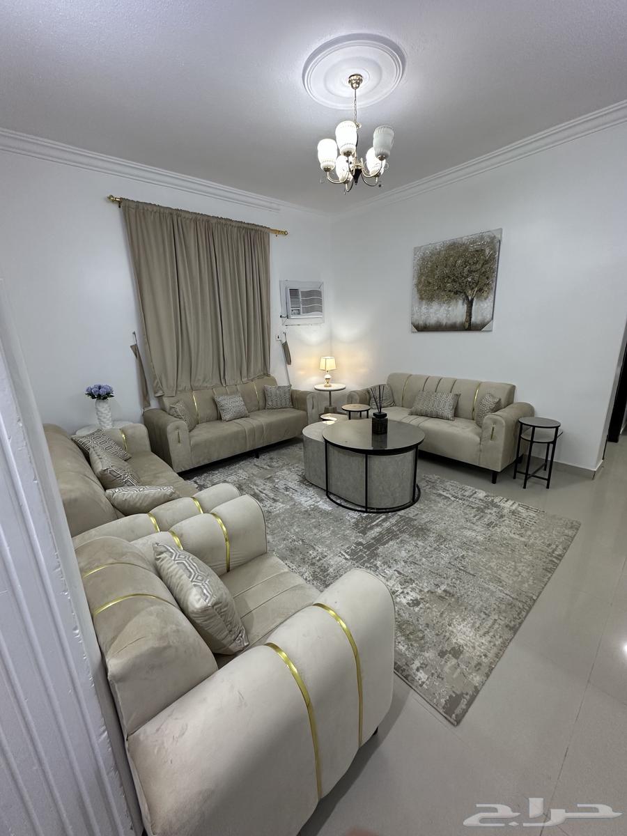 New living room sofa with table, used for one month for sale64419550096385110