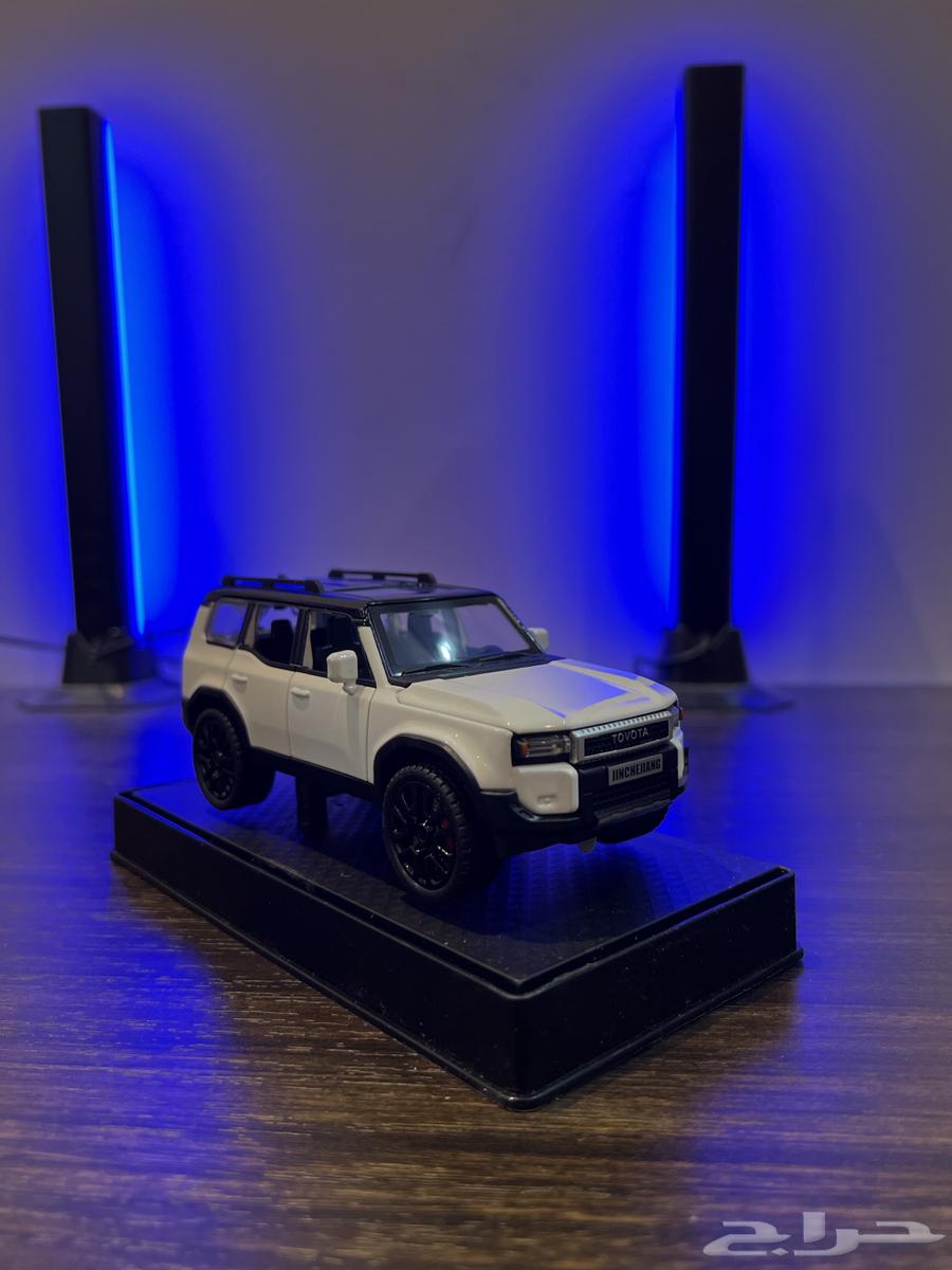 مجسم سيارة برادو 202464421039953409112