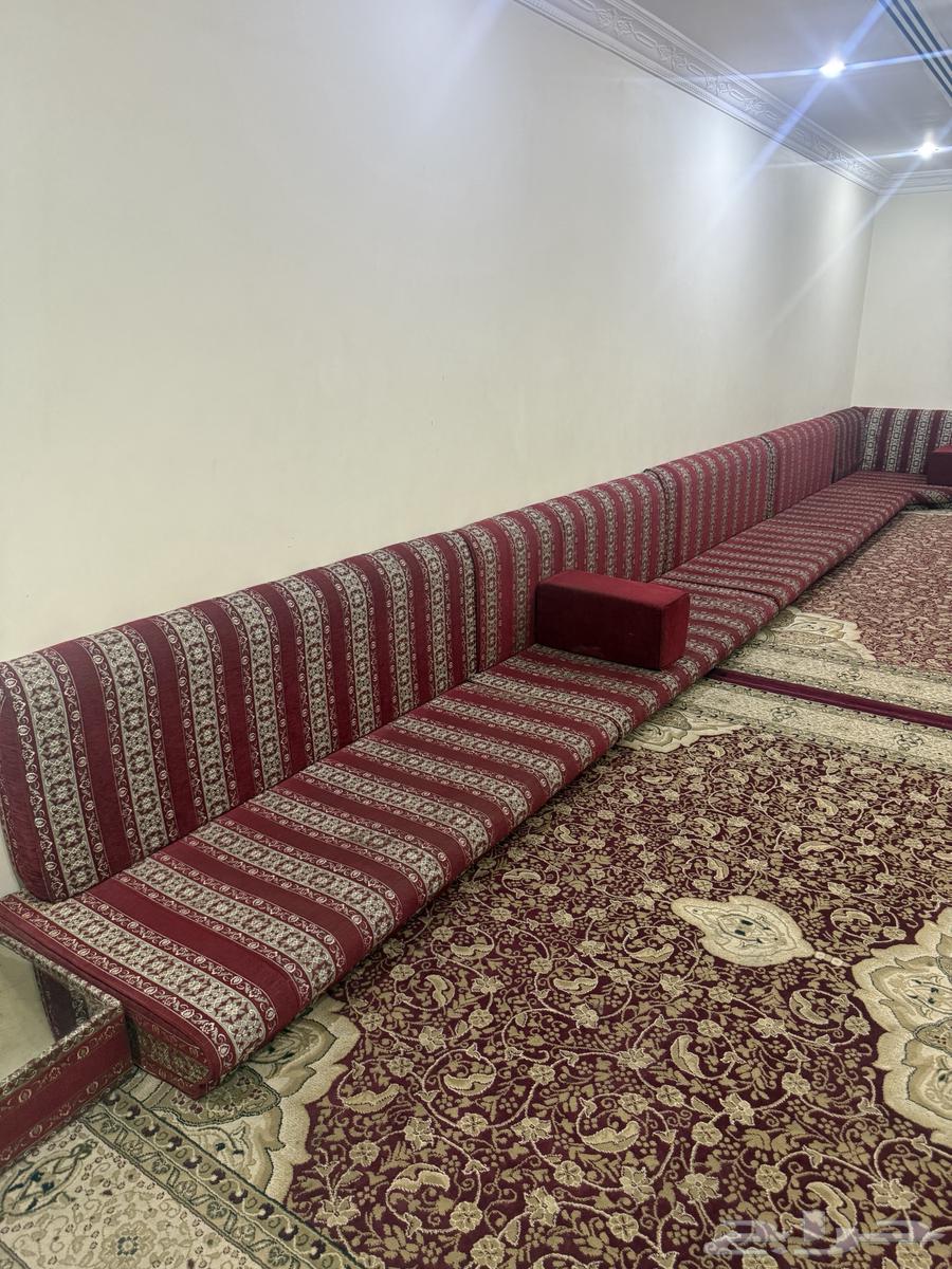 البيع محلس كامل بملحقاته64424692846977112