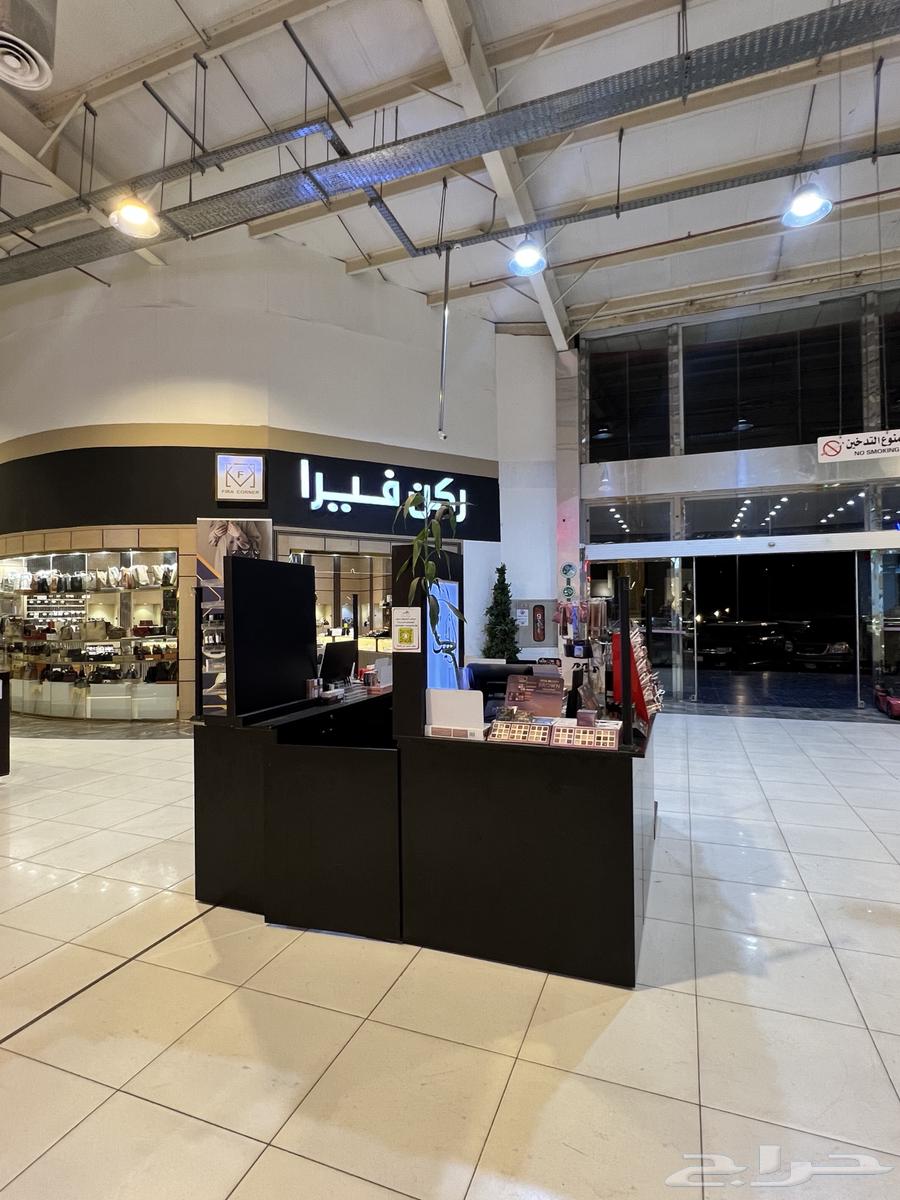 Makeup, Accessories, Perfumes, Oud, and Incense Kiosk for Sale64425892224257112