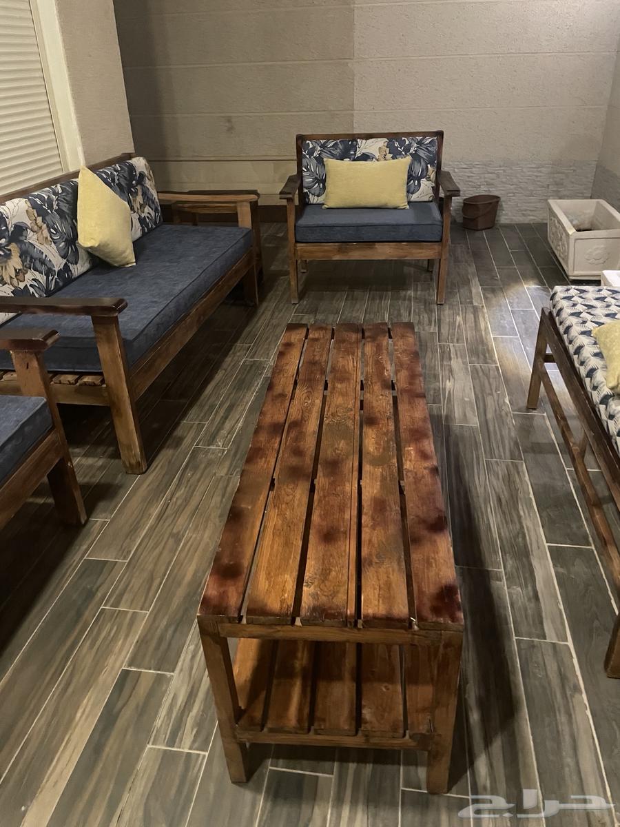 Outdoor set consisting of 5 seats and 3 tables64424651817729111