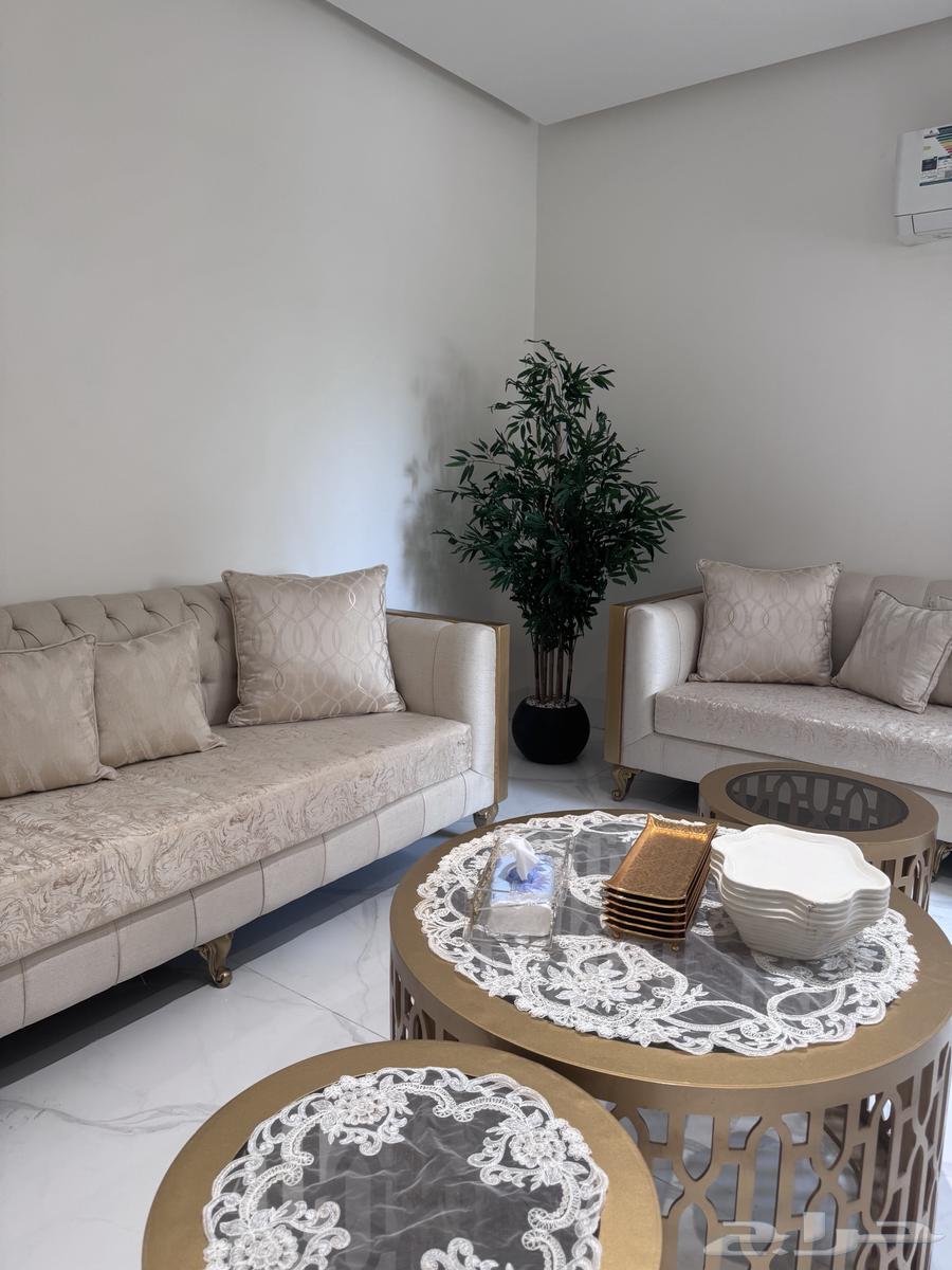 كنب مجلس جديد 5 قطع مع 3 طاولات64420283213827113