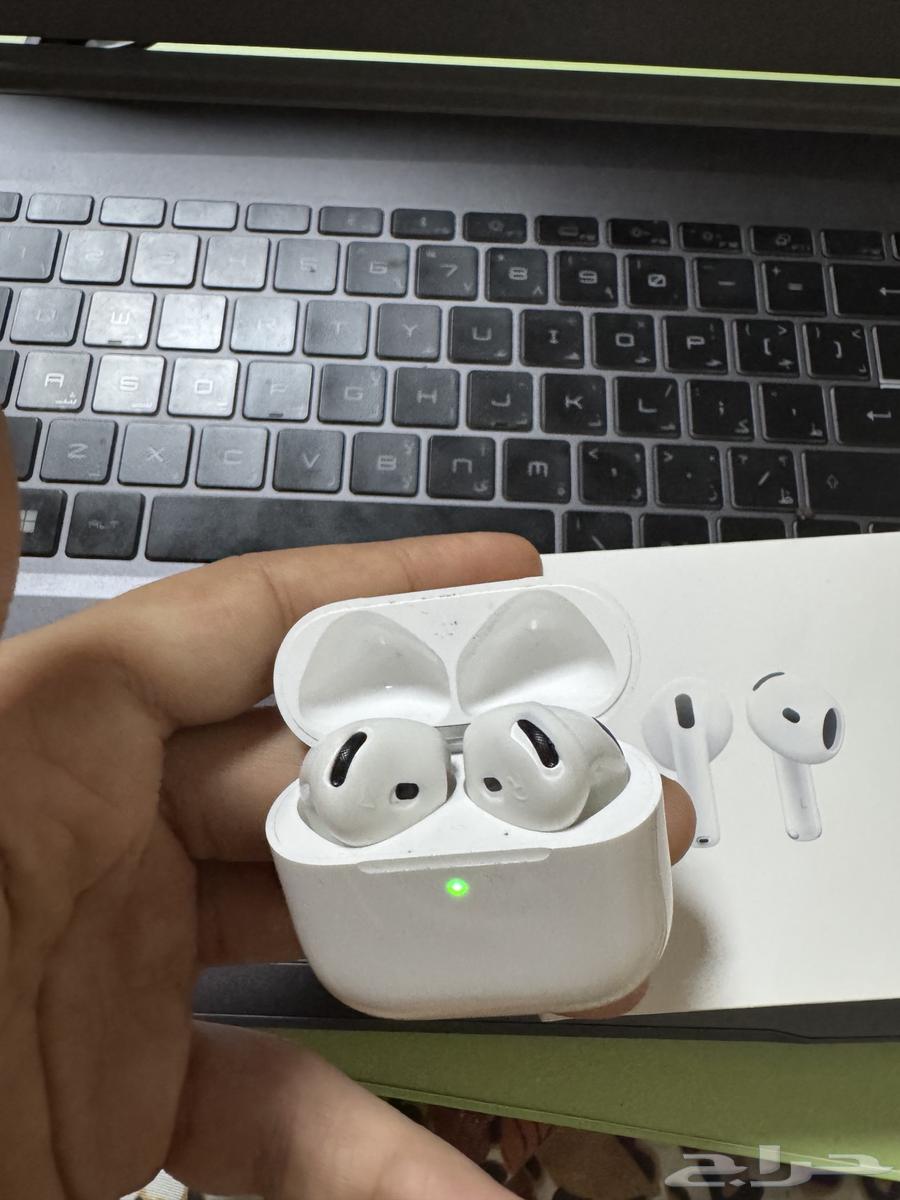 ايربودز 464422380877698113