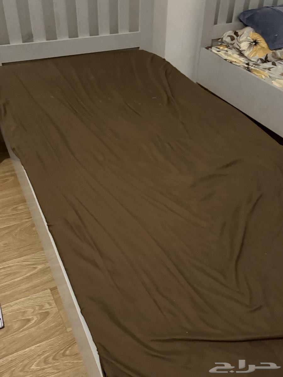 سرير وكنب ودولاب64421391371778110
