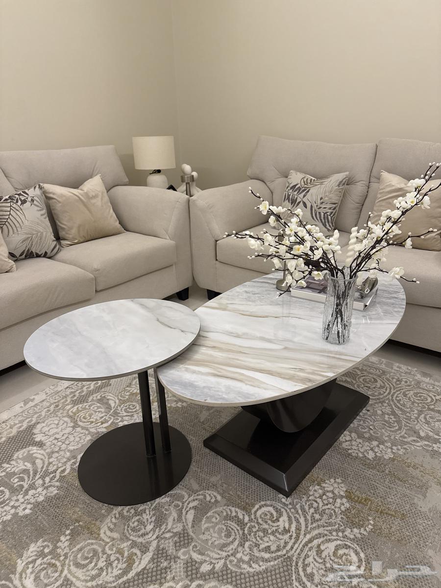 طاوله مع خدمة ضيافه جديده64423038165633110