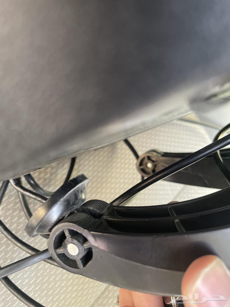 T300 steering wheel with its pedals in good condition64422913196929112