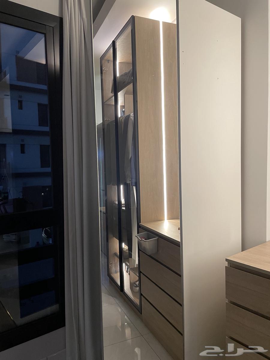 Closet height 230 width 5064421797891970112