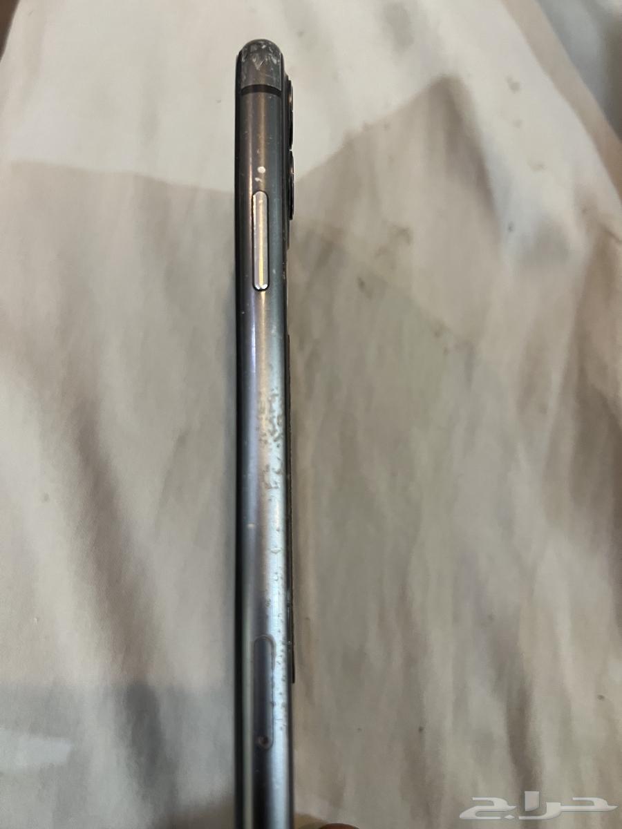 للبيع ايفون 1164425084324354113