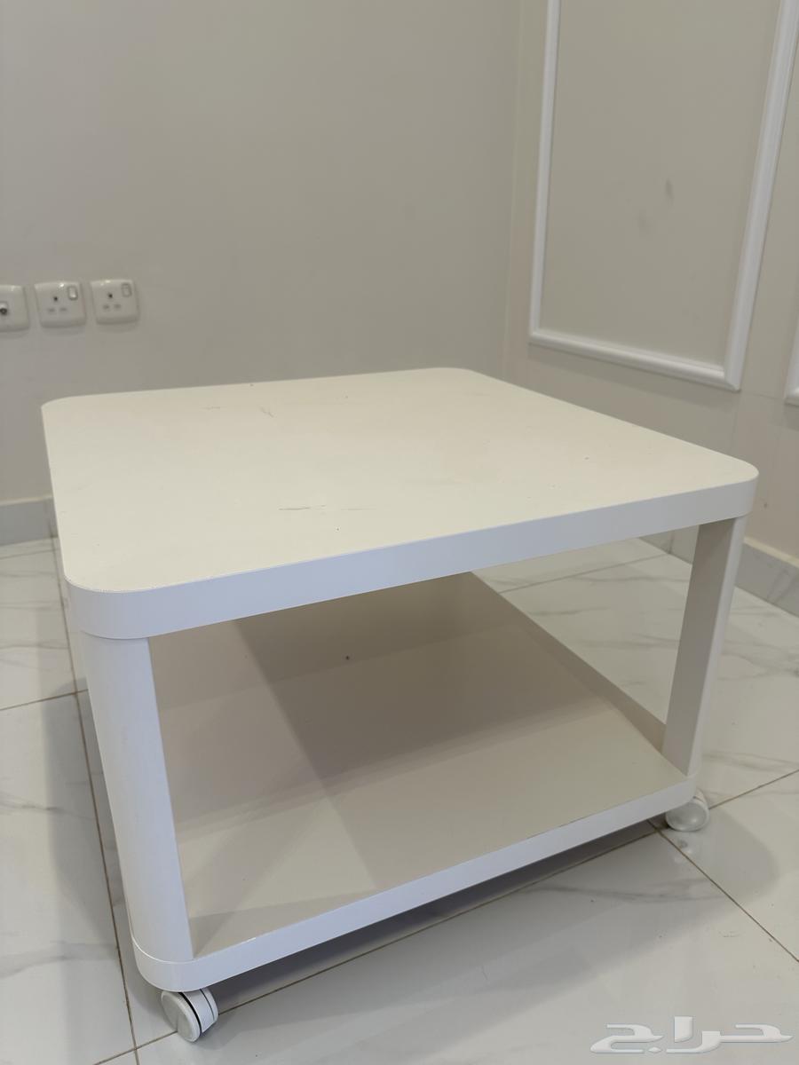 طاوله ممتازه ب 200ريال64421621820033111