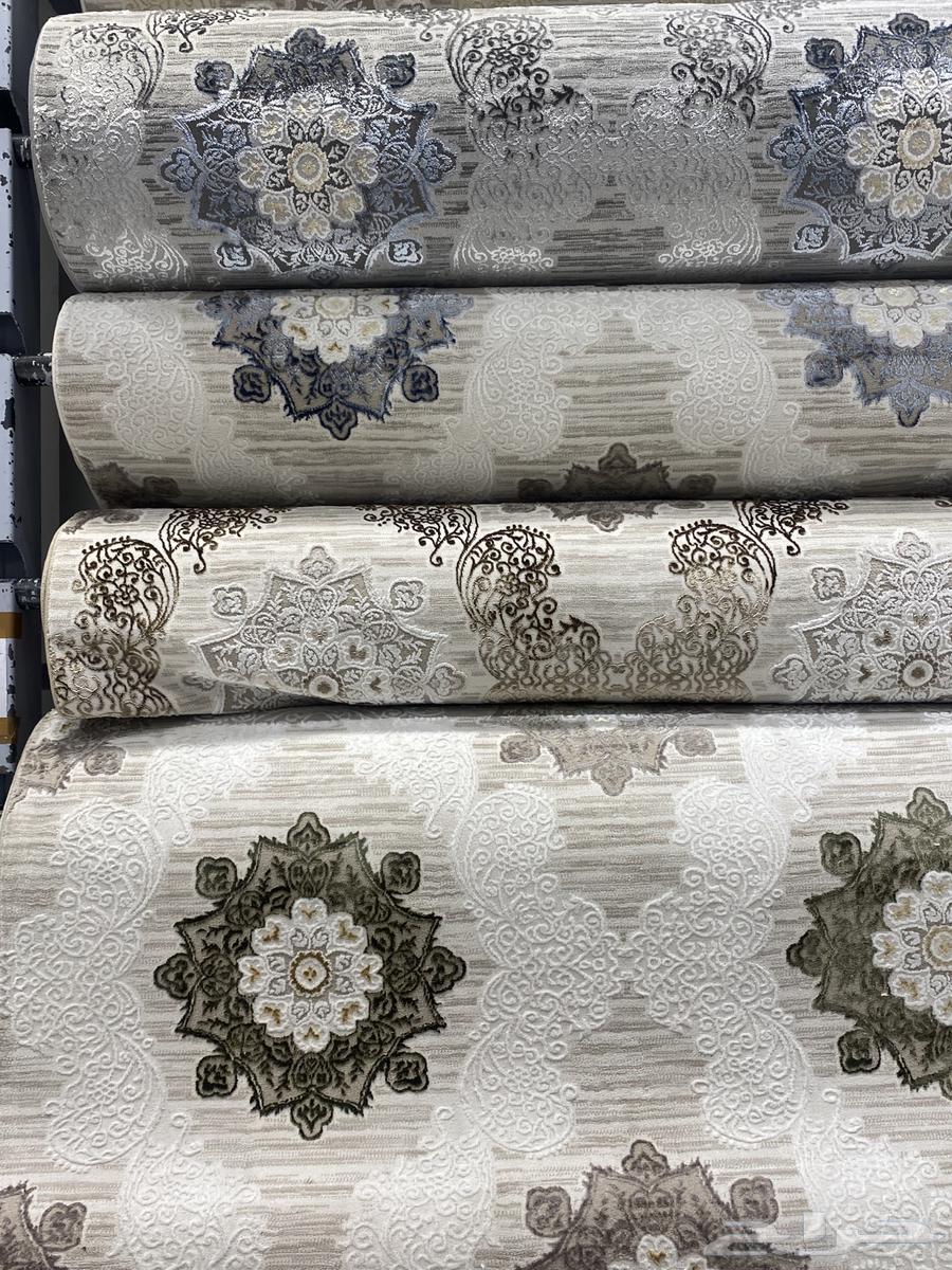 A new rug, reason for selling it doesn't match the sofa color64425704190466114