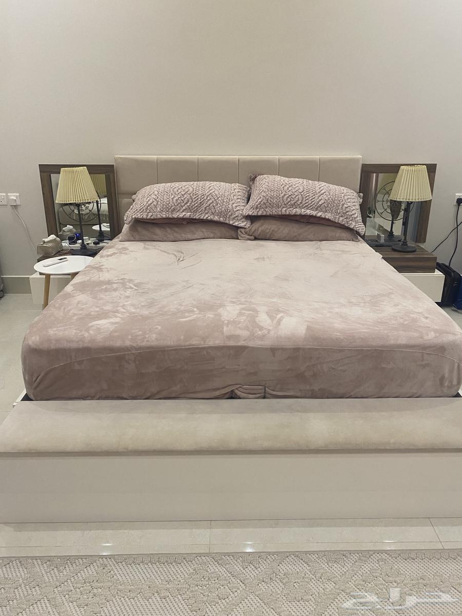 غرفة نوم مستعملة نظيفة64423529065091110