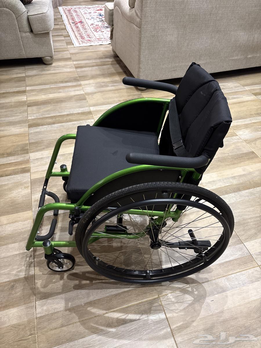 كرسي متحرك لذوي الاحتياجات64422530646274111