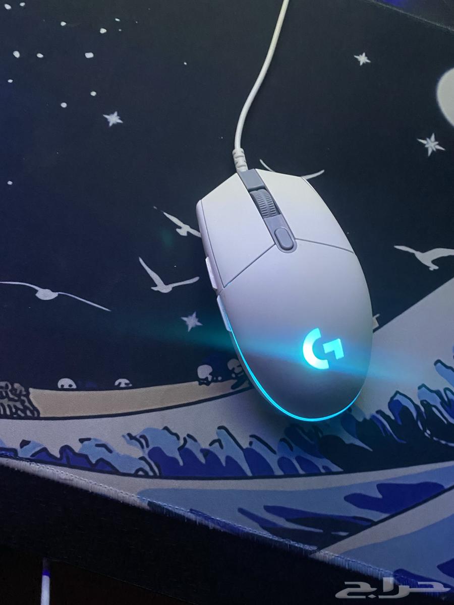 Used gaming keyboard and mouse64422897144835111