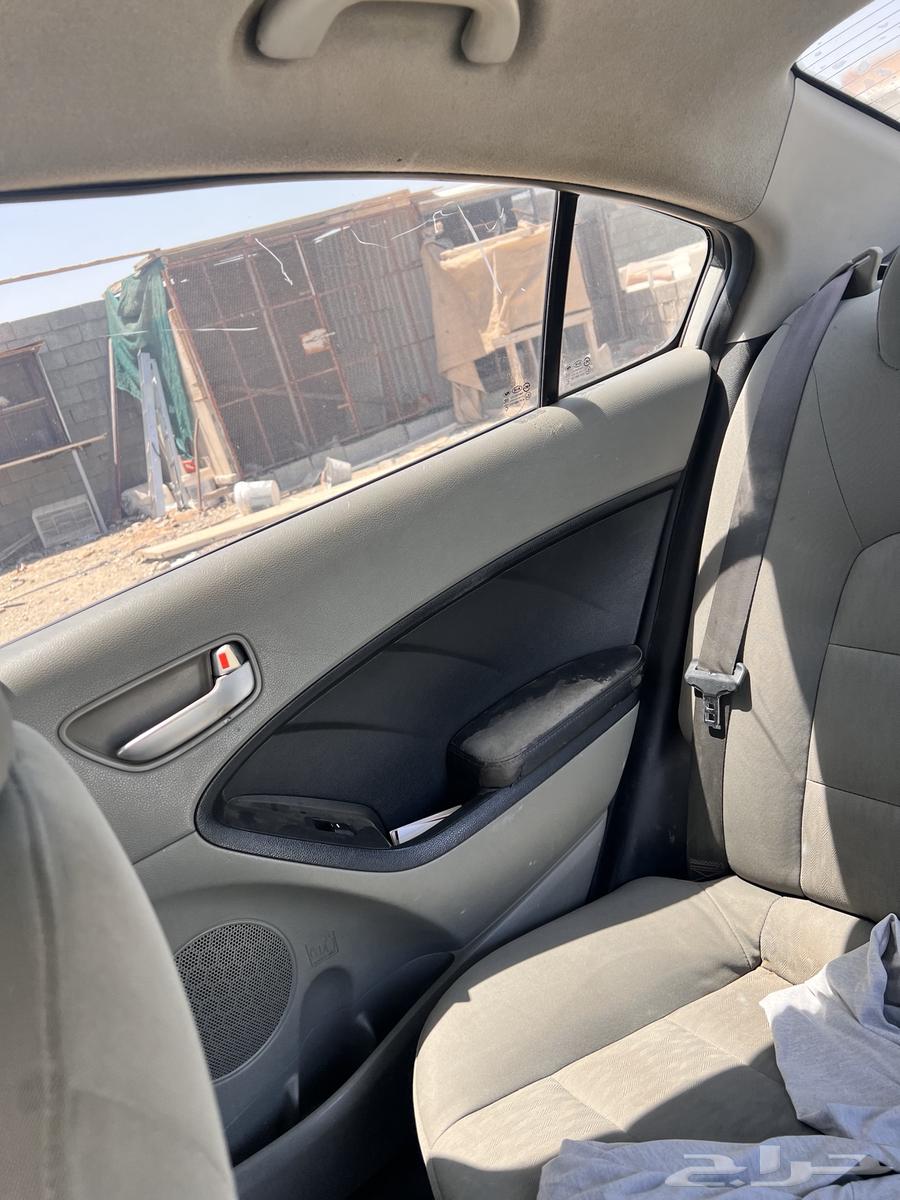 سيارة   للبيع 201564584206401153111