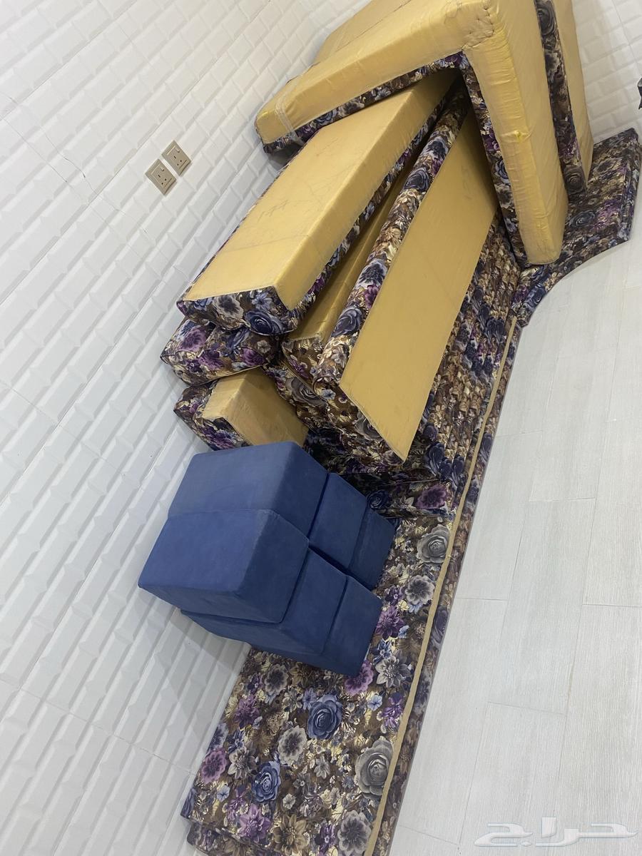 كنب ارضي للبيع ارتفاع 5 سم تقريبا 6 في 464419564252417110