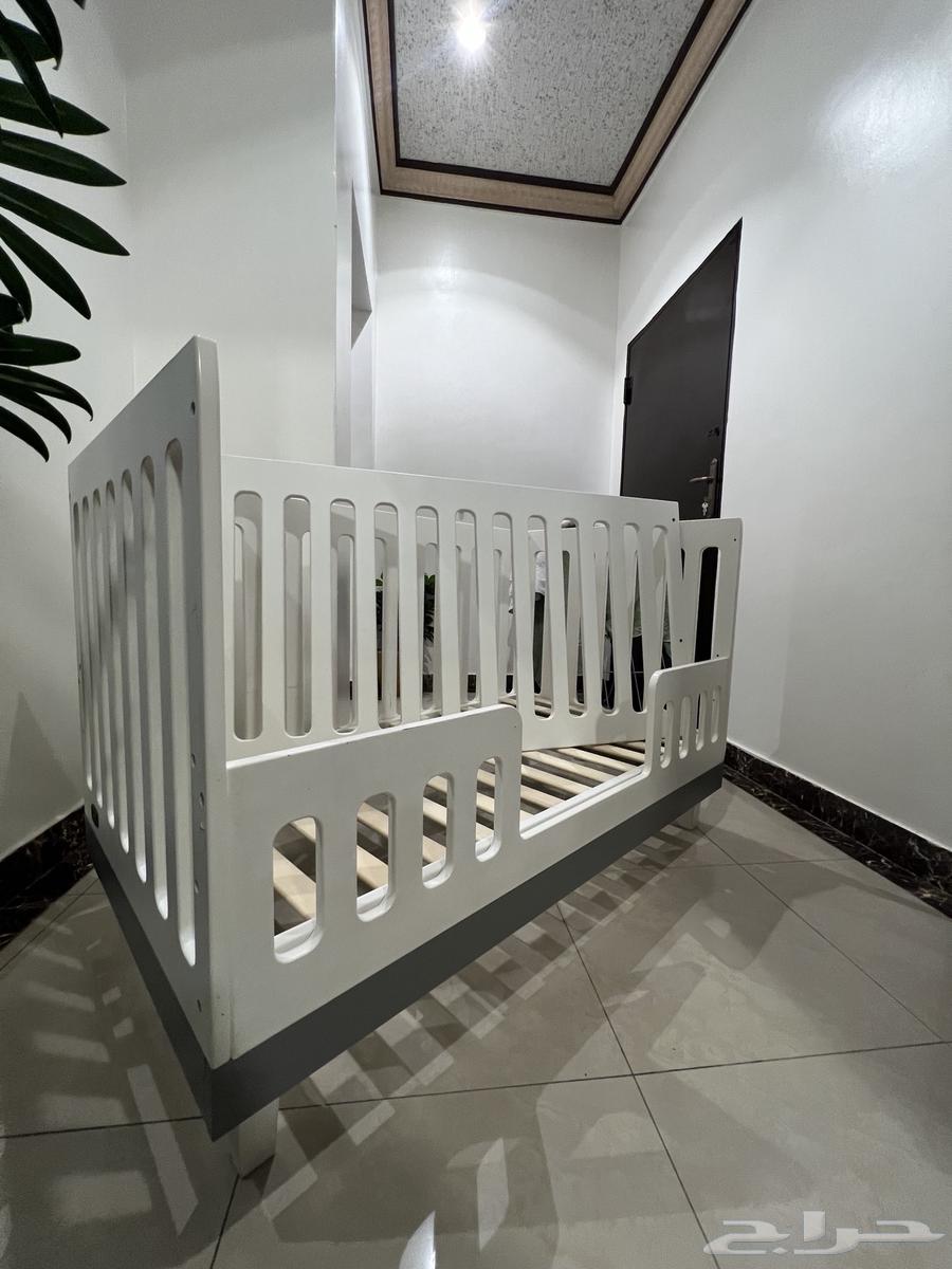 سرير اطفال من سنتر بوينت اخو الجديد للبيع64419564181506110