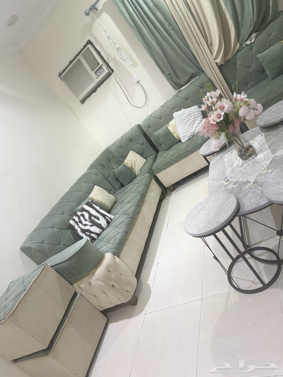 كنب وطاوله64425556252545111