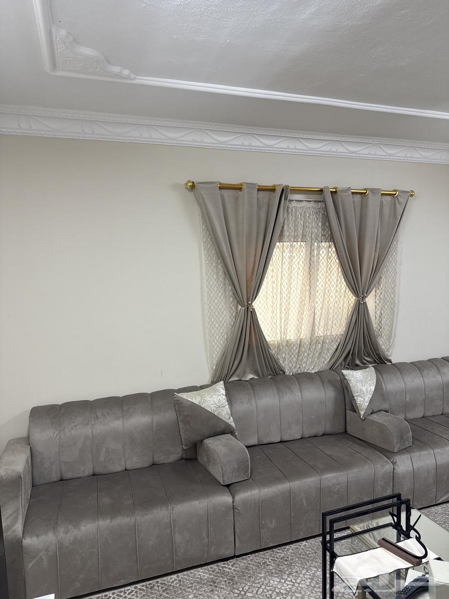 10-piece sofa in good condition with no damage64420283255426110