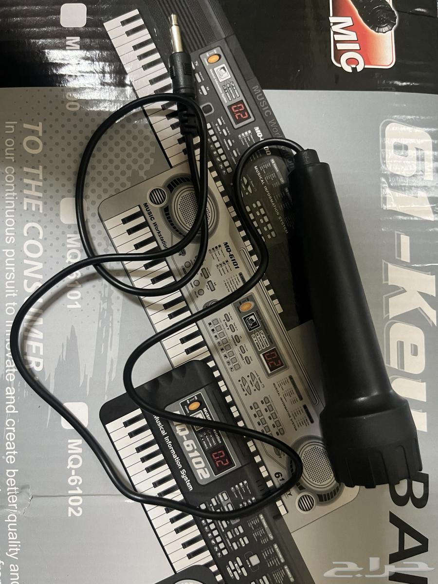 للبيع بيانو للصغار يشتغل فية بس كسر في عود واحد64424909575426111