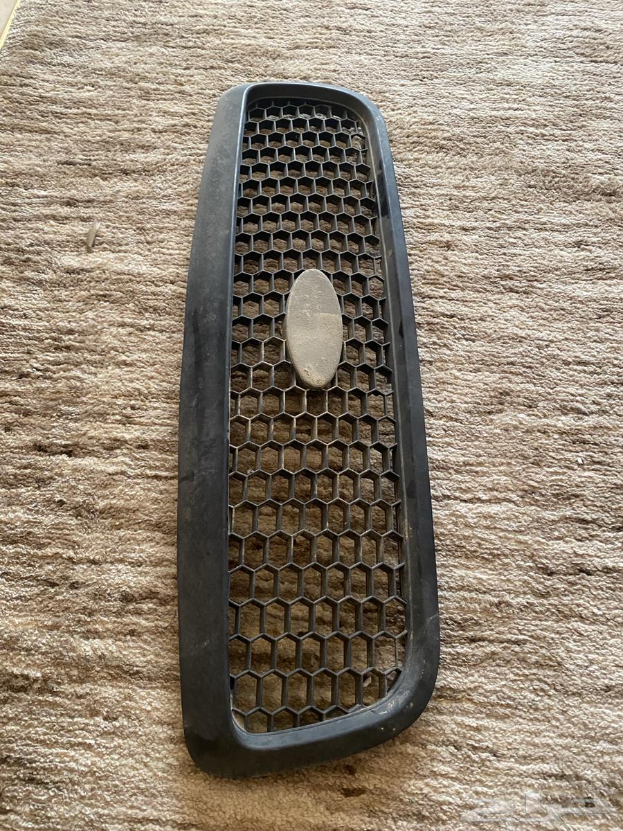 شبك فورد بوليسي64580540830593110