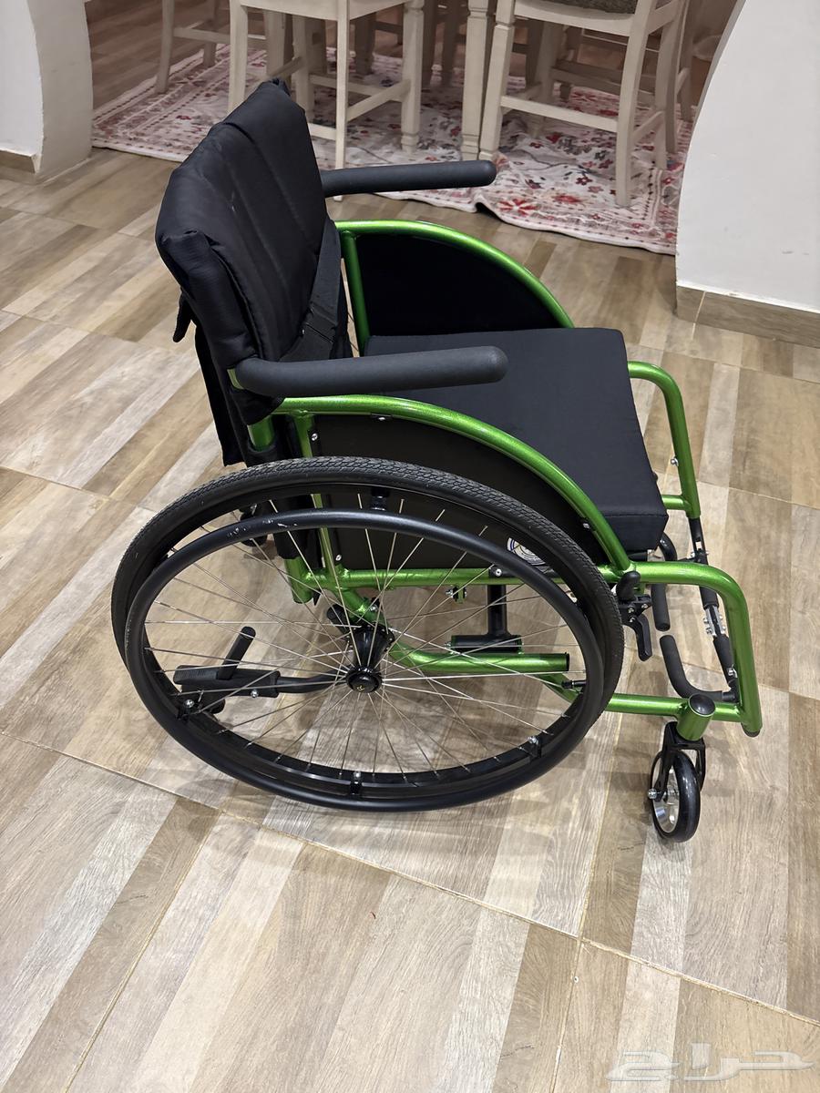كرسي متحرك لذوي الاحتياجات64422530646274113