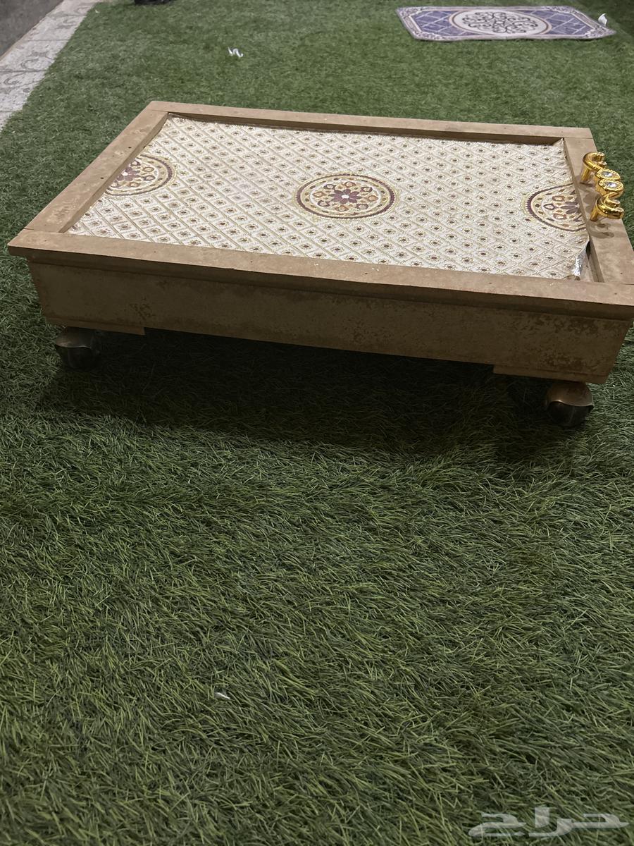 للبيع موقد نار تراثي مزخرف (عينين غاز عين كهرباء)مع طاولة64420216117251111