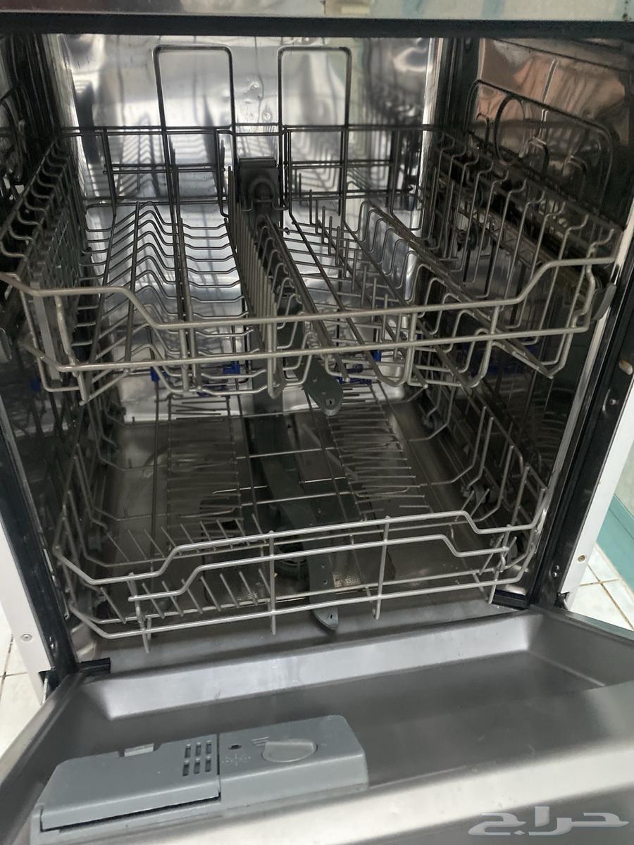 غسالة صحون شبه جديدة64422205335681114