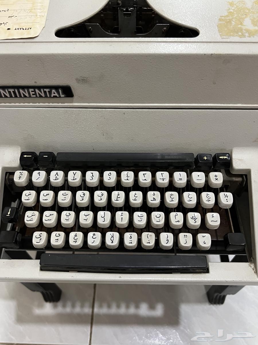 ألة كاتبة تراثية المانية64424159260417113